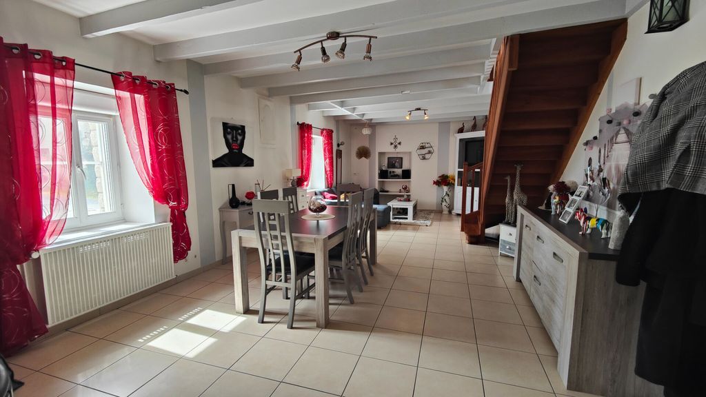 Achat maison à vendre 3 chambres 122 m² - La Chapelle-Bâton