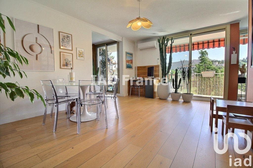 Achat appartement à vendre 5 pièces 92 m² - Marseille 12ème arrondissement
