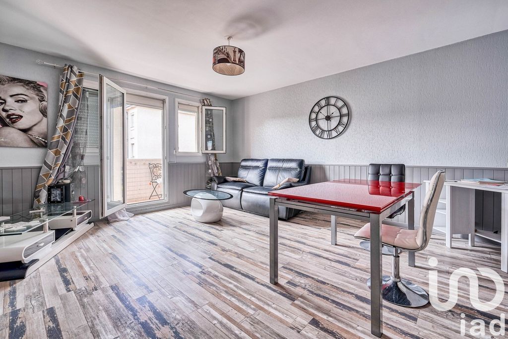 Achat appartement à vendre 4 pièces 75 m² - Livry-Gargan