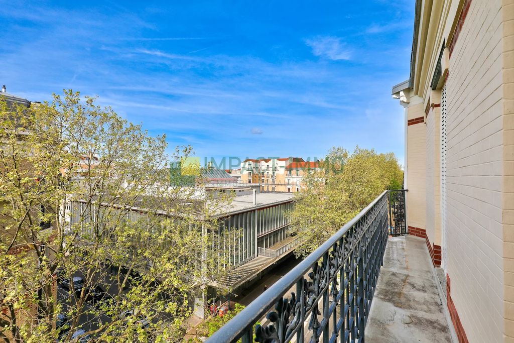 Achat appartement à vendre 4 pièces 76 m² - Paris 17ème arrondissement