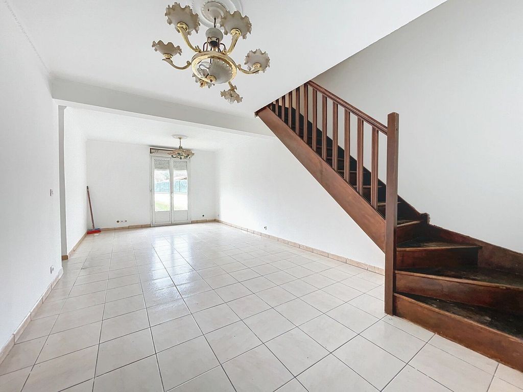 Achat maison à vendre 3 chambres 87 m² - Nogent-sur-Oise