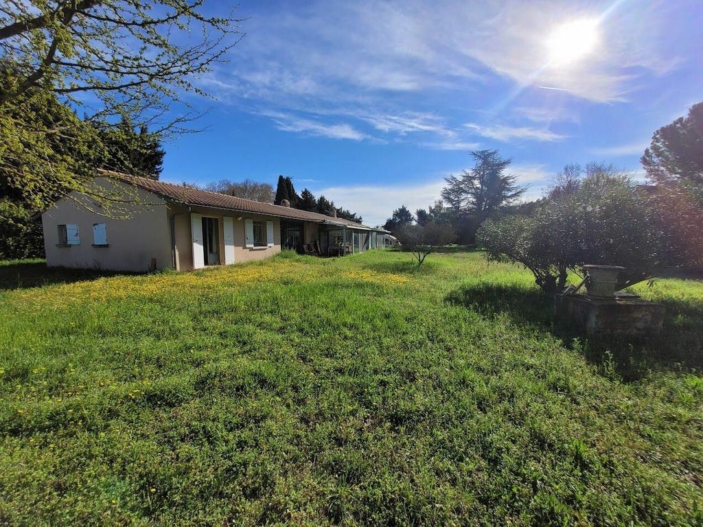Achat maison à vendre 3 chambres 150 m² - Avignon