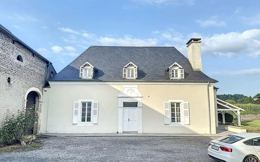 Achat maison à vendre 5 chambres 235 m² - Assat