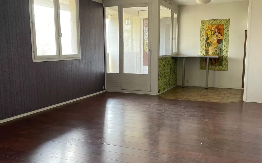 Achat appartement à vendre 3 pièces 80 m² - Romainville