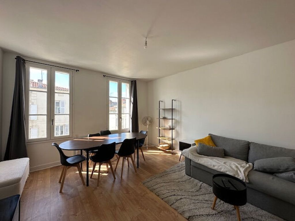 Achat appartement à vendre 3 pièces 62 m² - Rochefort