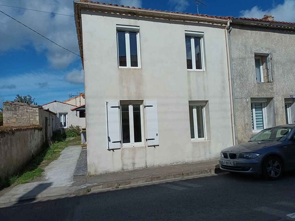 Achat maison à vendre 3 chambres 65 m² - Forges