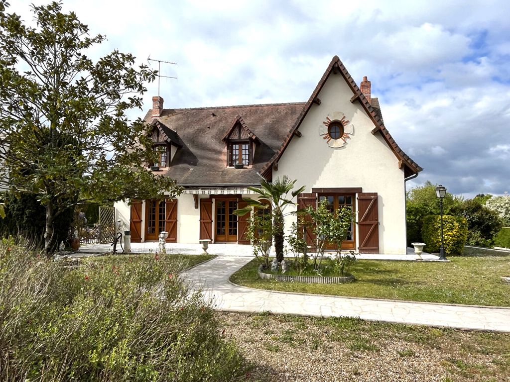 Achat maison à vendre 4 chambres 162 m² - Saint-Gervais-la-Forêt