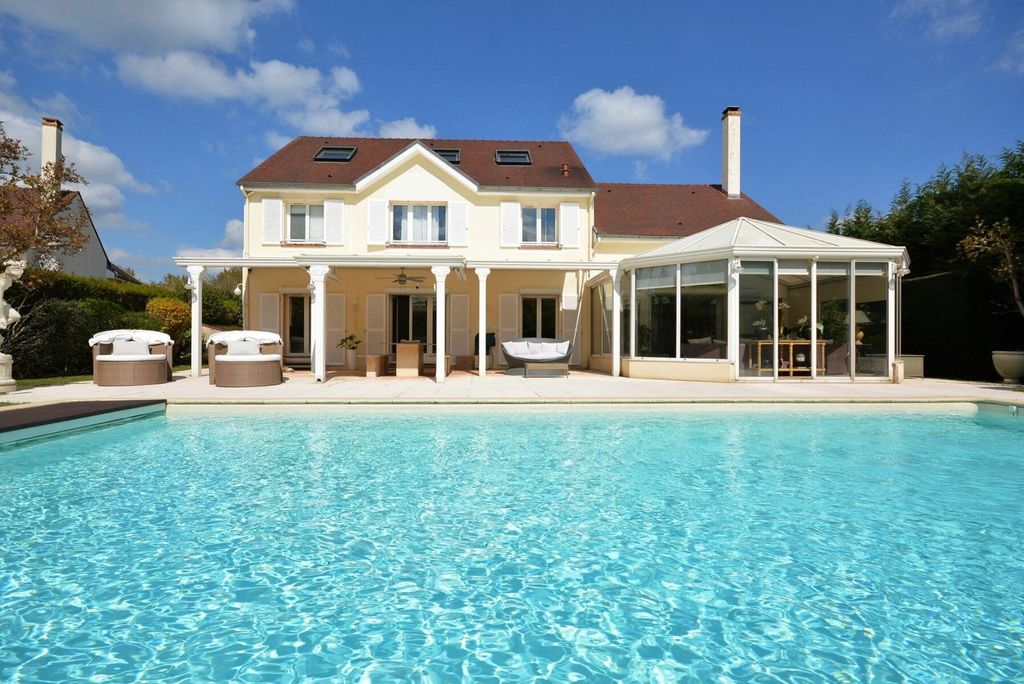 Achat maison à vendre 6 chambres 267 m² - Saint-Thibault-des-Vignes