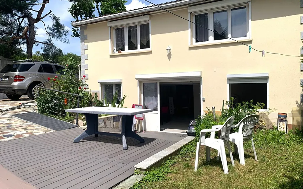 Achat maison à vendre 4 chambres 182 m² - Montmorency