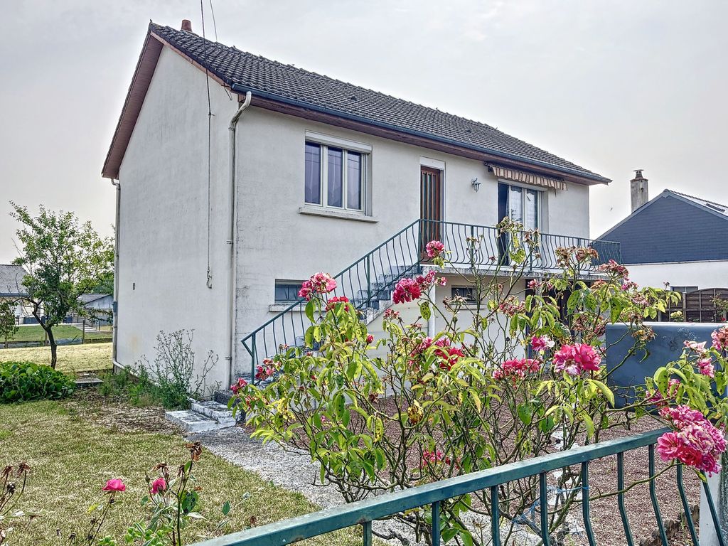 Achat maison à vendre 3 chambres 94 m² - Château-la-Vallière