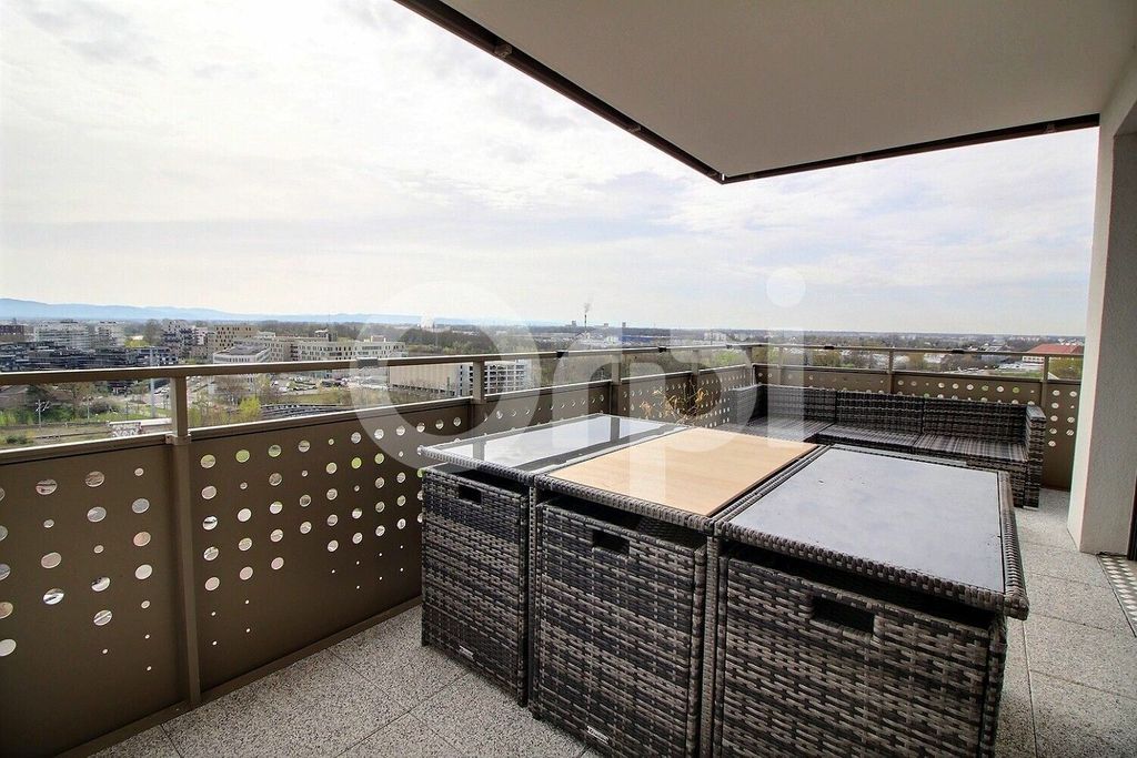 Achat appartement à vendre 4 pièces 108 m² - Strasbourg