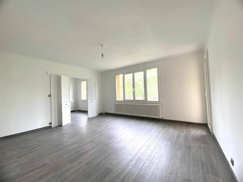 Achat appartement à vendre 4 pièces 82 m² - Aubergenville