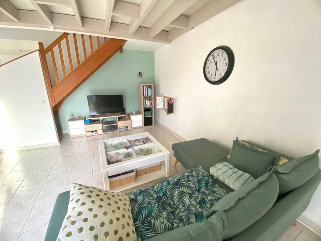 Achat maison à vendre 3 chambres 87 m² - Mézières-sur-Seine