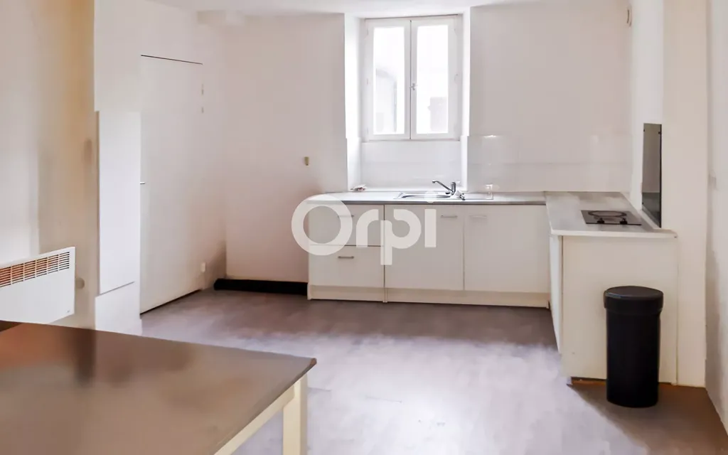 Achat appartement à vendre 3 pièces 54 m² - Oloron-Sainte-Marie