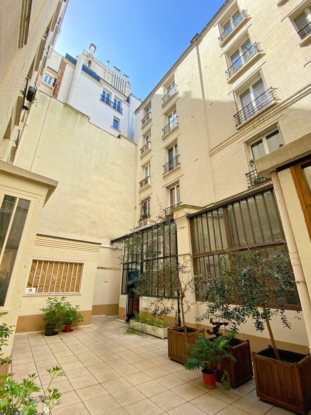 Achat loft à vendre 5 pièces 120 m² - Paris 20ème arrondissement