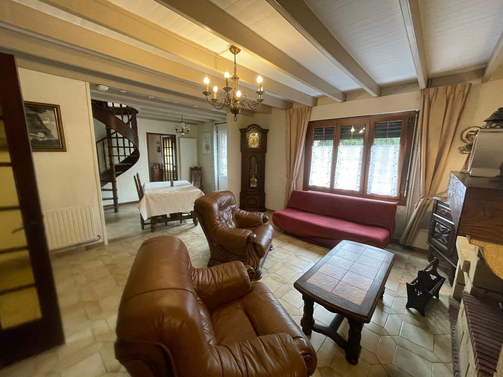Achat maison à vendre 5 chambres 156 m² - Nielles-lès-Calais
