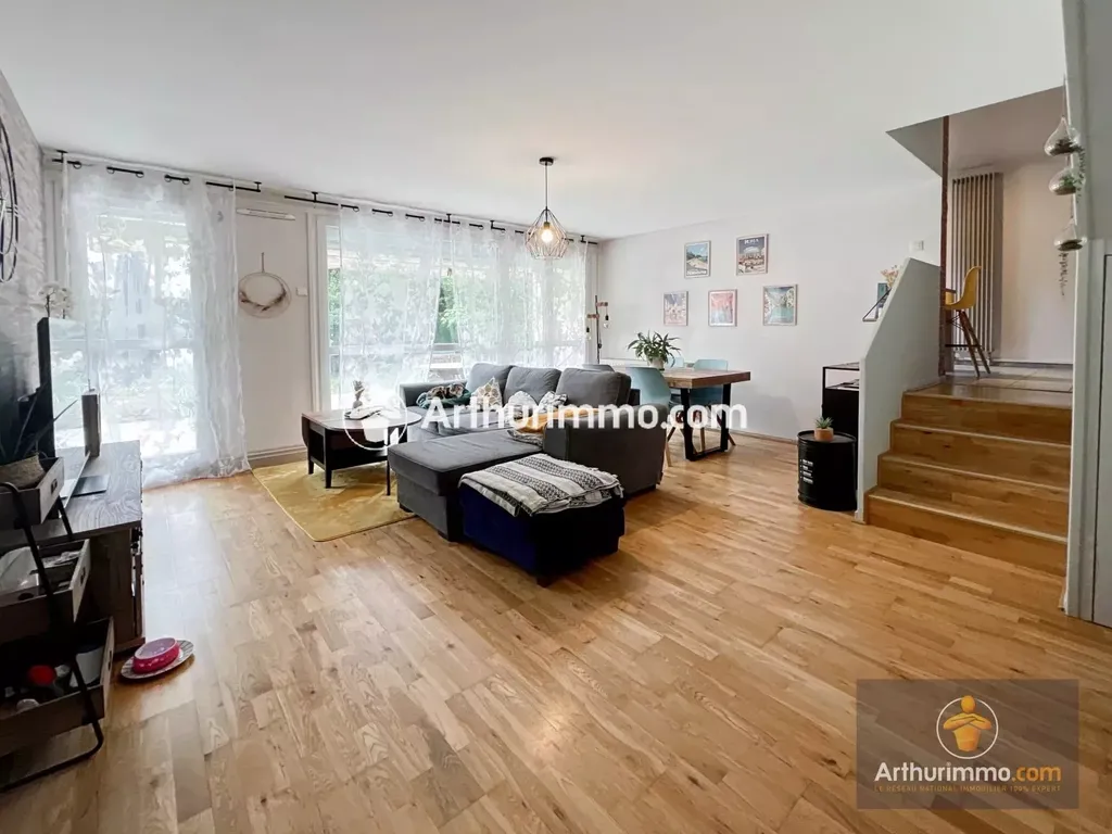 Achat appartement à vendre 4 pièces 94 m² - Courcouronnes