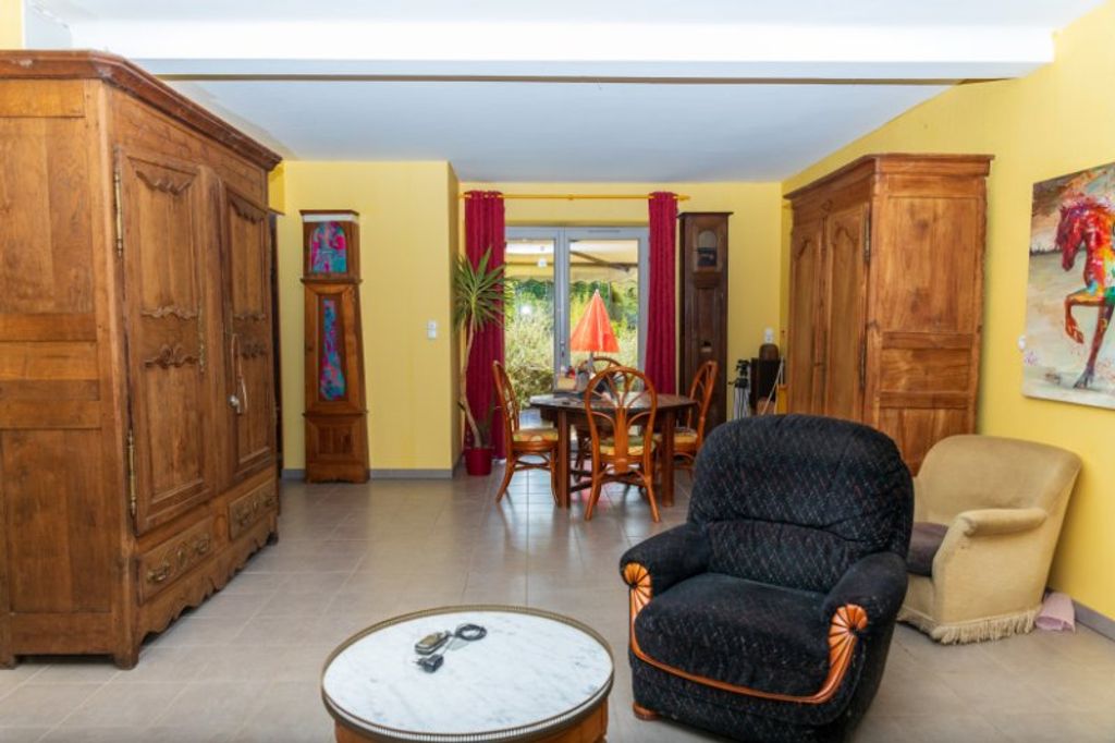 Achat maison à vendre 3 chambres 270 m² - Fontenay-le-Comte