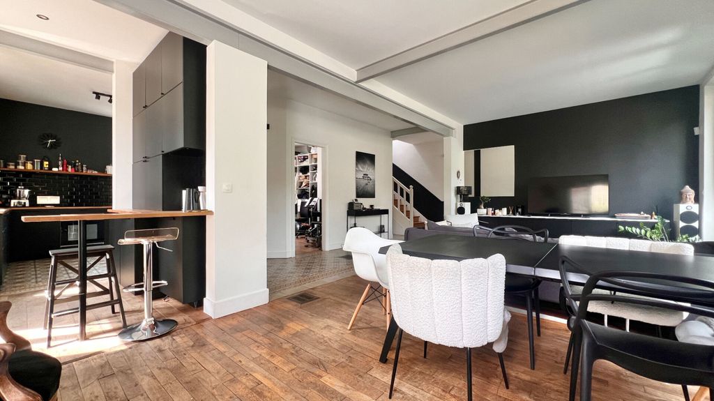 Achat maison à vendre 4 chambres 137 m² - Corbeil-Essonnes
