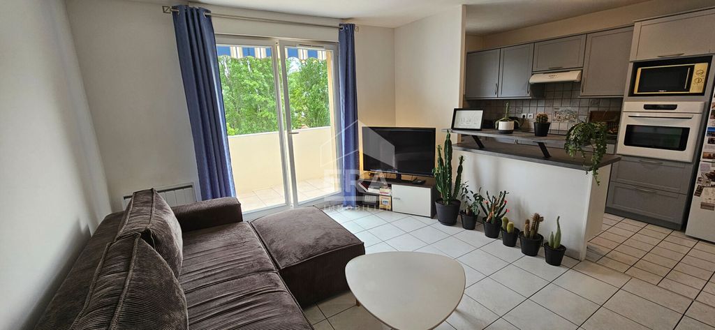 Achat appartement à vendre 4 pièces 81 m² - Neuilly-sur-Marne