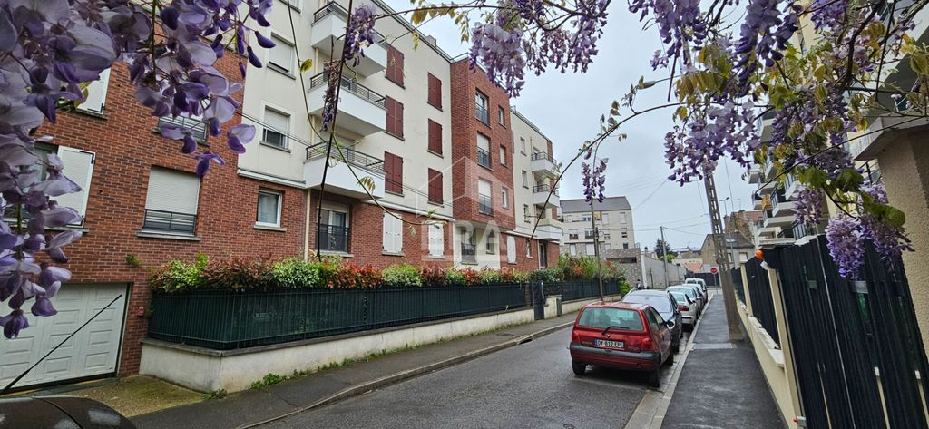 Achat appartement à vendre 4 pièces 69 m² - Neuilly-sur-Marne