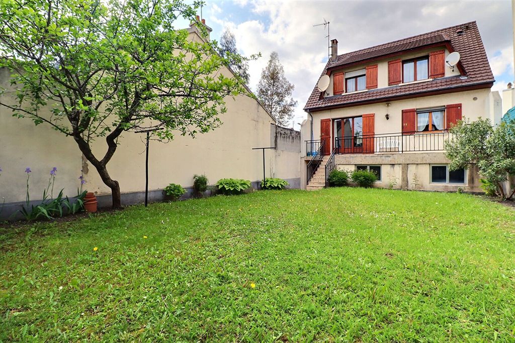 Achat maison à vendre 3 chambres 107 m² - La Courneuve