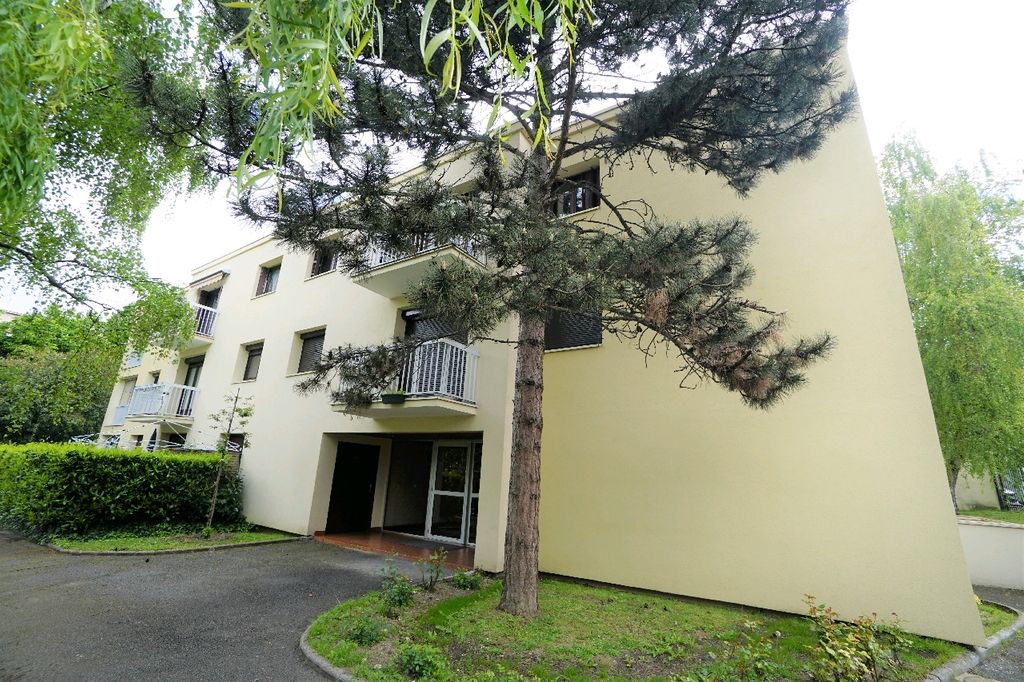 Achat appartement à vendre 3 pièces 72 m² - Livry-Gargan