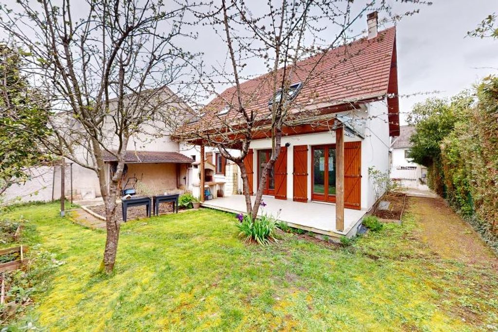 Achat maison à vendre 4 chambres 164 m² - Champigny-sur-Marne