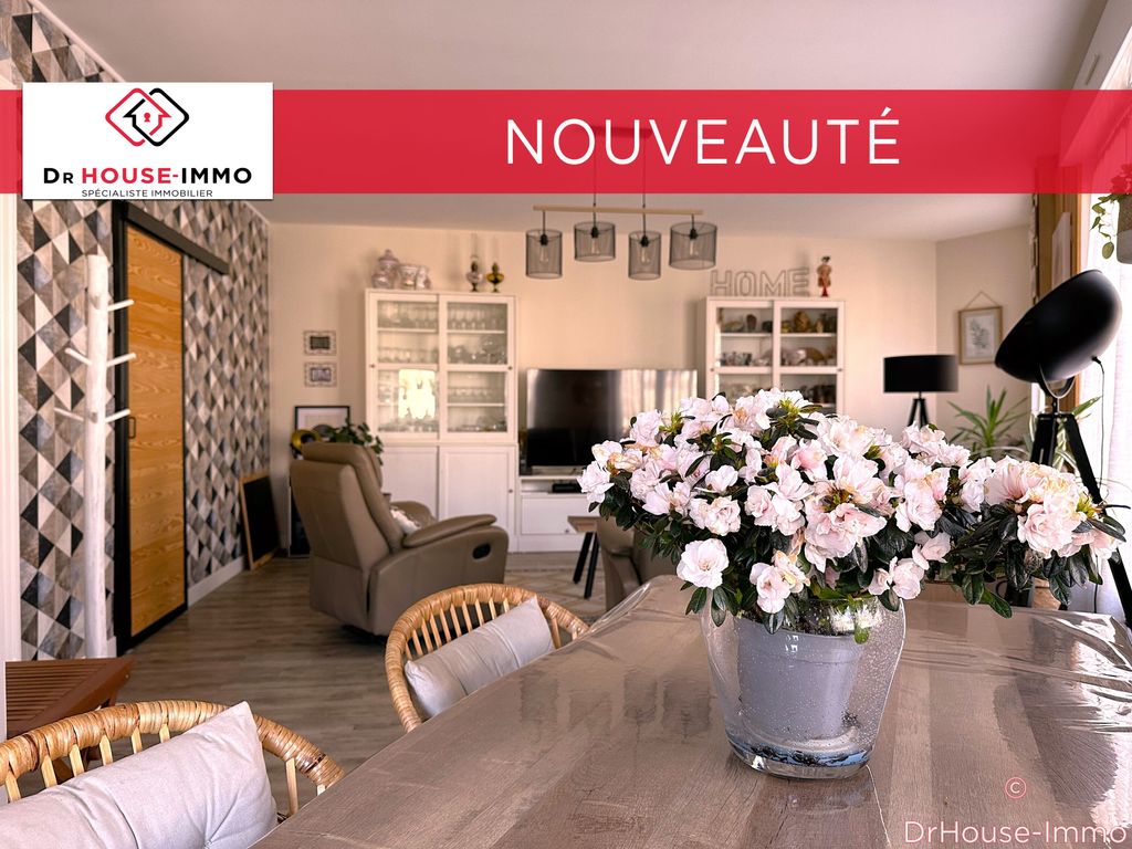 Achat maison à vendre 3 chambres 149 m² - Saint-Michel