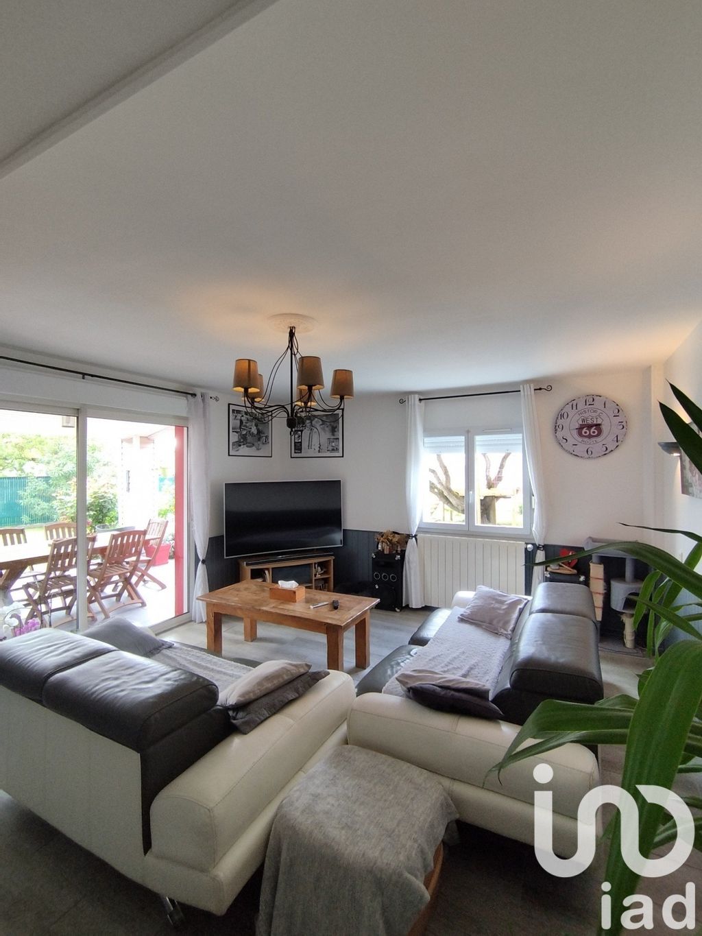 Achat maison à vendre 3 chambres 146 m² - Tonnay-Charente