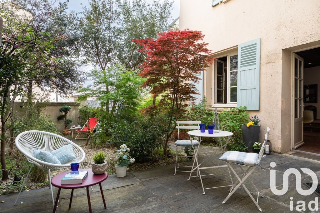 Achat maison à vendre 4 chambres 185 m² - Saint-Germain-en-Laye