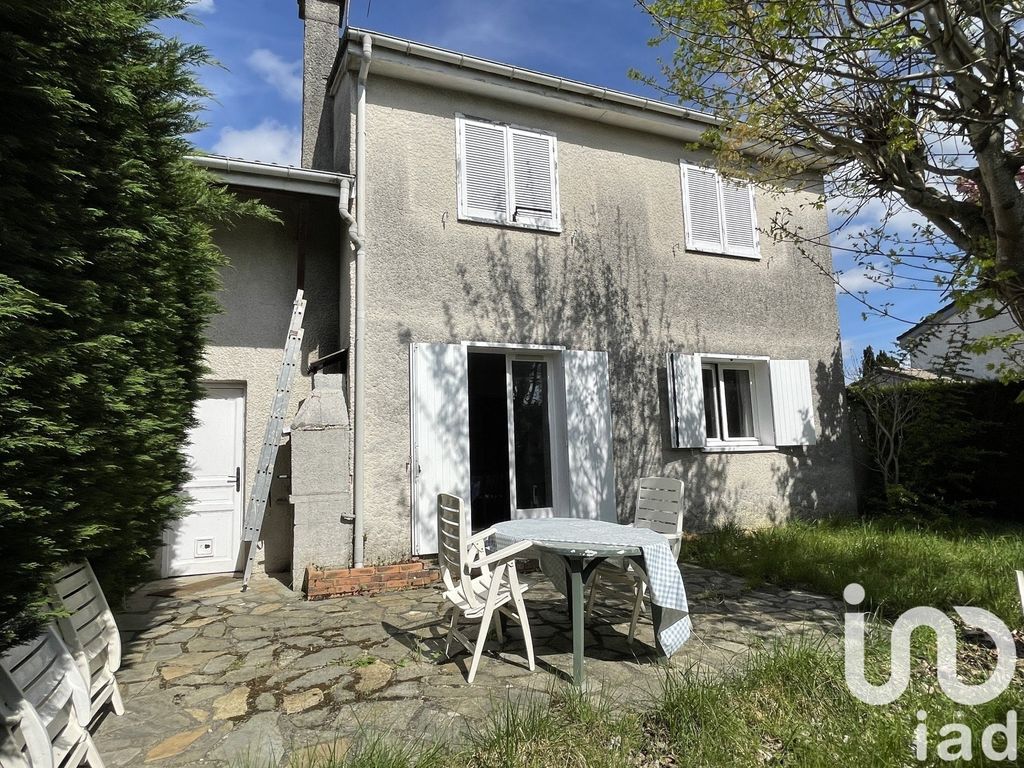 Achat maison à vendre 4 chambres 100 m² - Soisy-sur-Seine