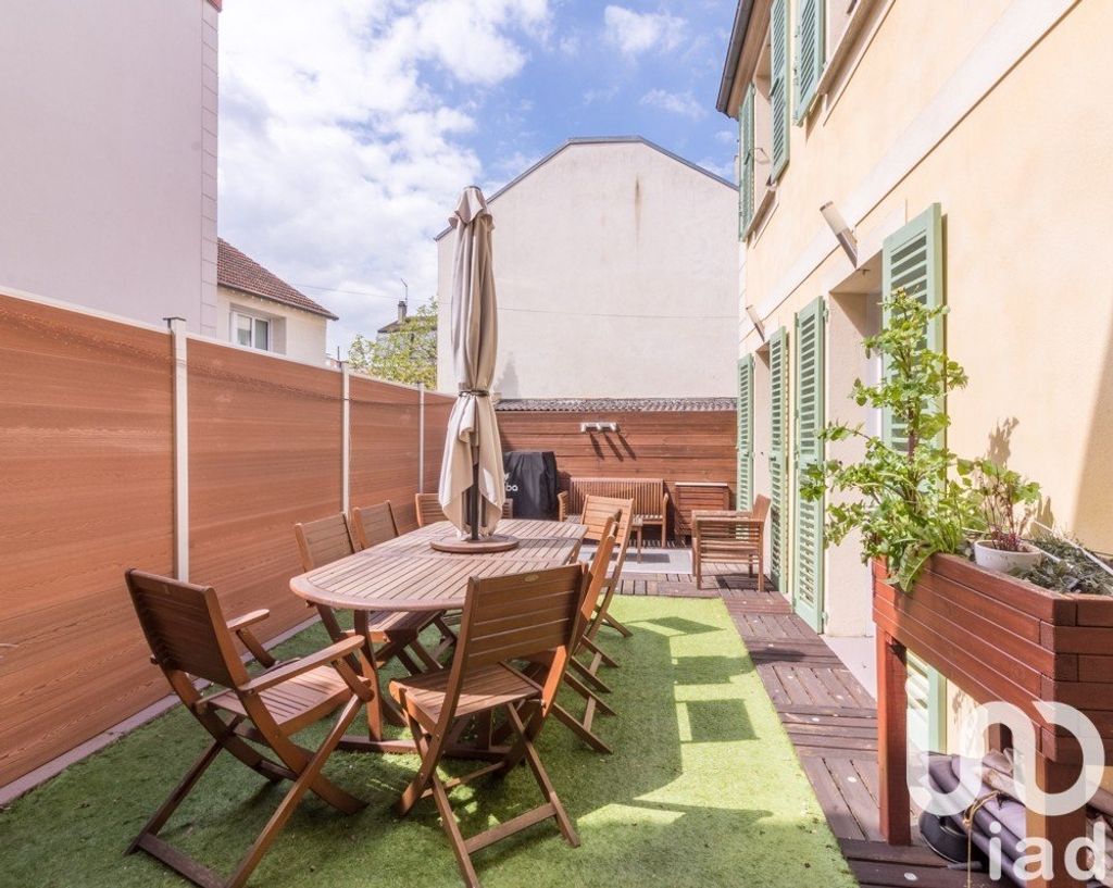 Achat maison à vendre 4 chambres 137 m² - Carrières-sur-Seine