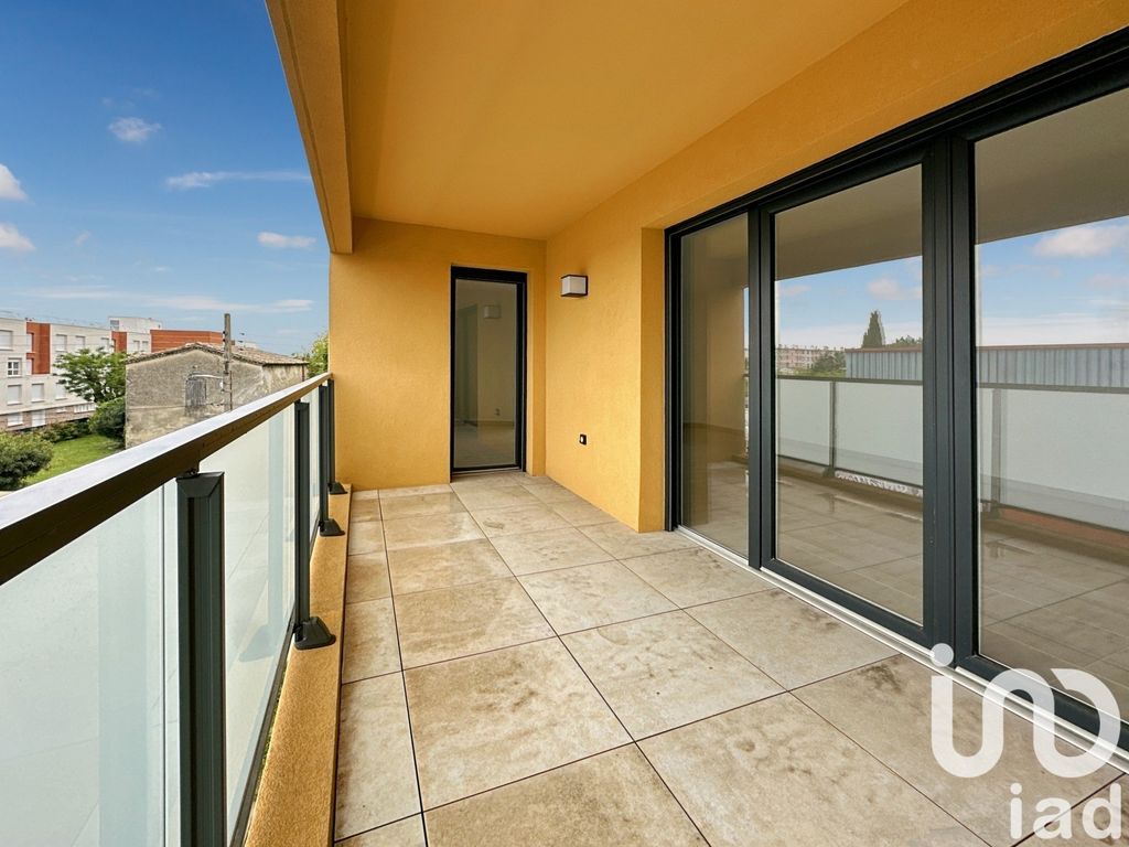 Achat appartement à vendre 4 pièces 89 m² - Nîmes