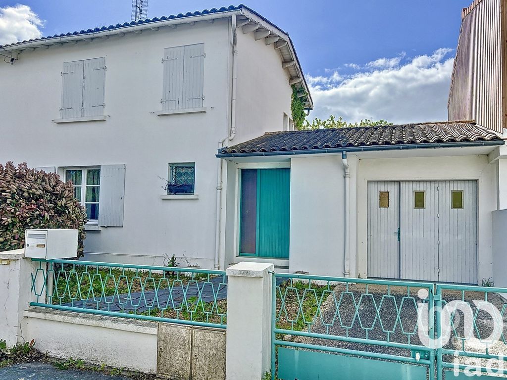 Achat maison à vendre 3 chambres 80 m² - La Rochelle