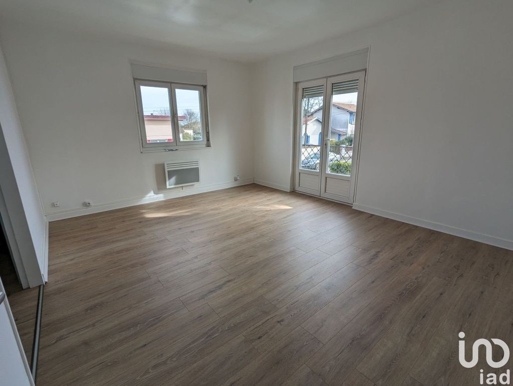 Achat appartement à vendre 3 pièces 56 m² - Villenave-d'Ornon