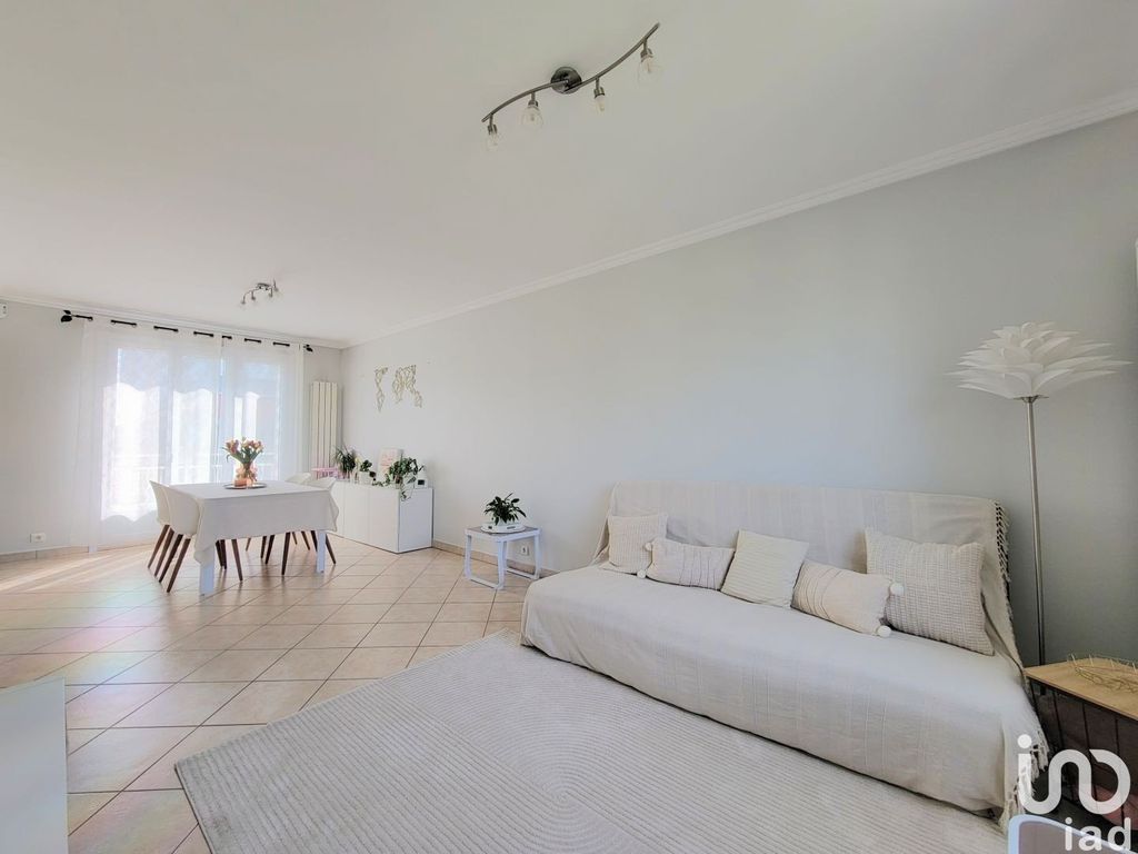 Achat maison à vendre 4 chambres 110 m² - Villemomble