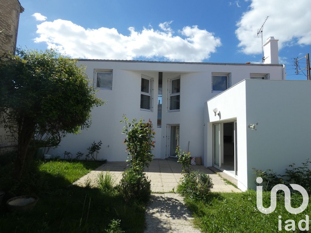 Achat maison à vendre 4 chambres 125 m² - Niort