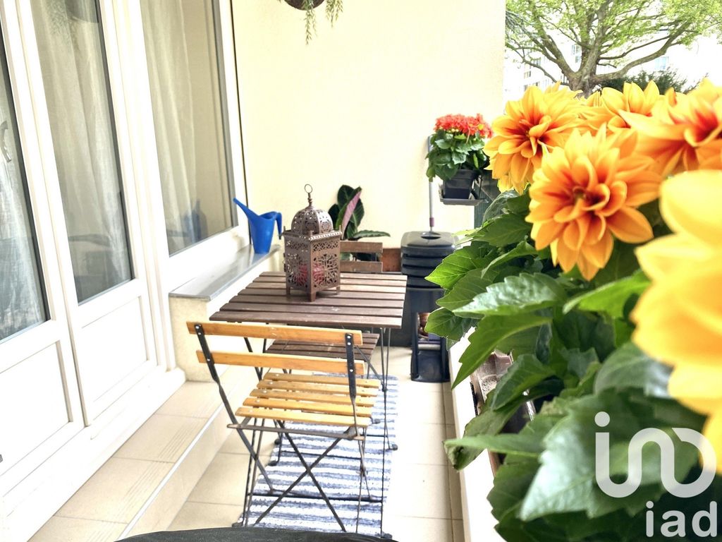 Achat appartement à vendre 4 pièces 94 m² - Bagneux