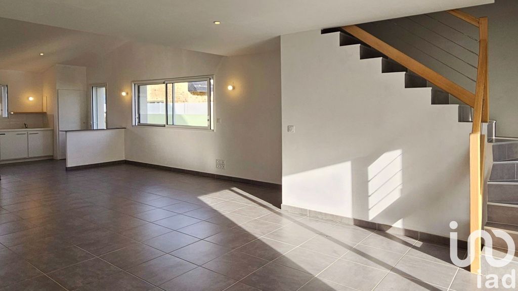 Achat maison à vendre 3 chambres 140 m² - Plumergat