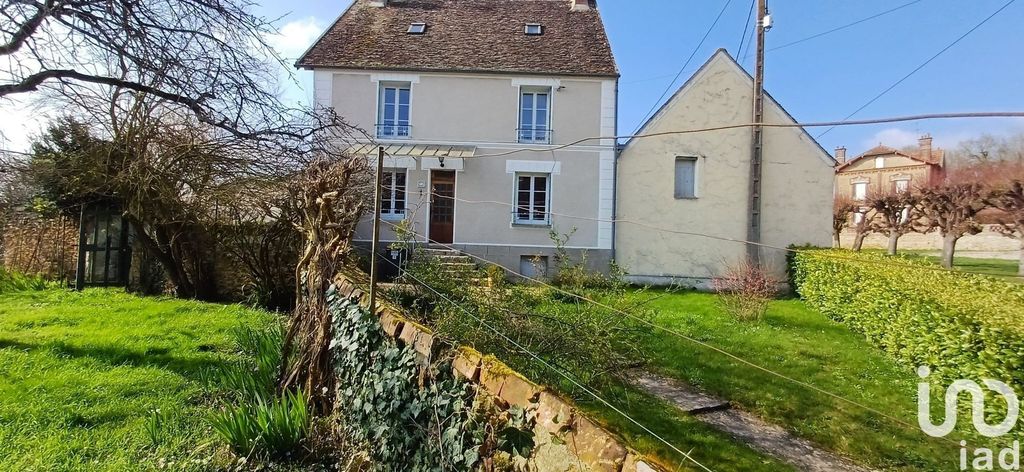 Achat maison à vendre 5 chambres 145 m² - Bernay-Vilbert