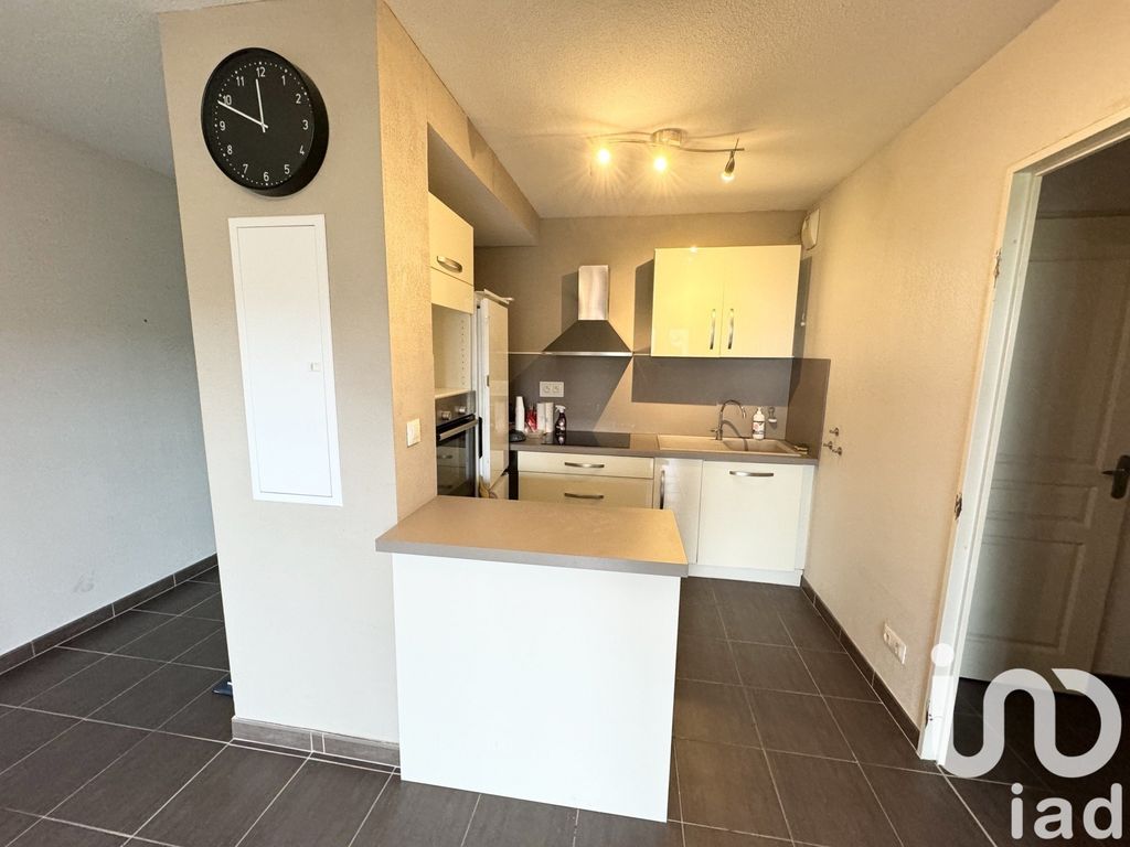 Achat appartement à vendre 3 pièces 47 m² - Saint-Martin-de-Crau