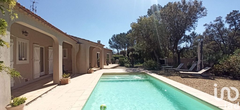 Achat maison à vendre 4 chambres 200 m² - Puget-sur-Argens