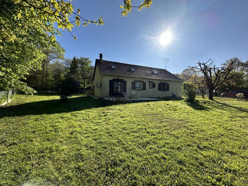 Achat maison à vendre 4 chambres 125 m² - La Chapelle-du-Bois-des-Faulx