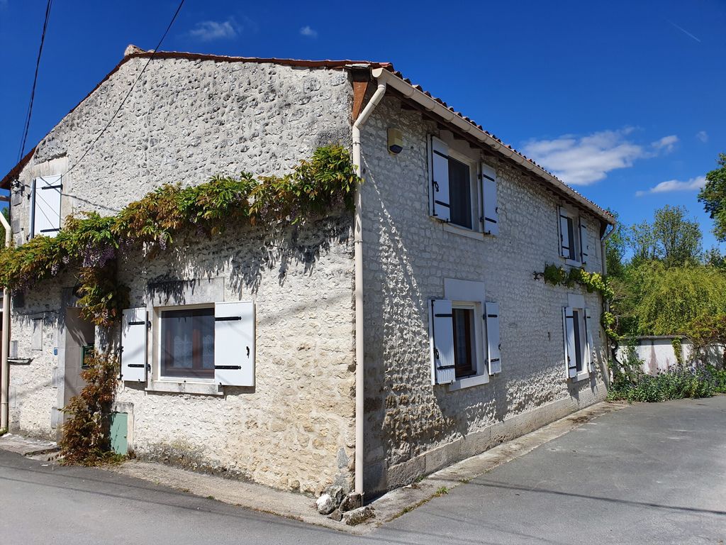 Achat maison à vendre 4 chambres 168 m² - Brives-sur-Charente