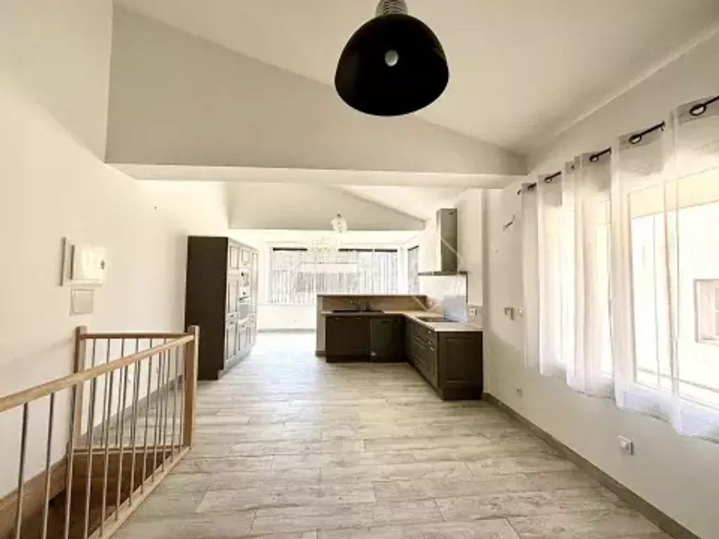 Achat maison à vendre 2 chambres 100 m² - Tarascon
