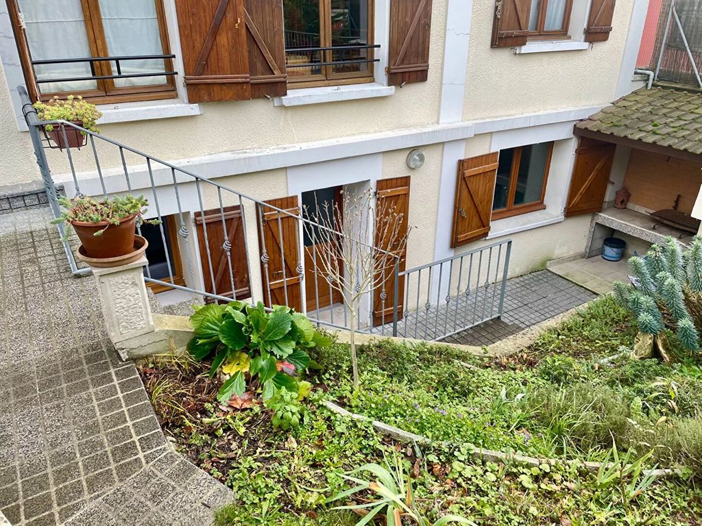 Achat maison à vendre 6 chambres 153 m² - Montmorency