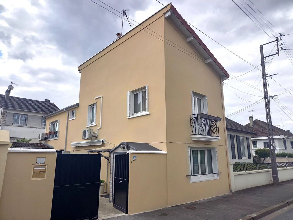 Achat appartement à vendre 4 pièces 106 m² - Aulnay-sous-Bois