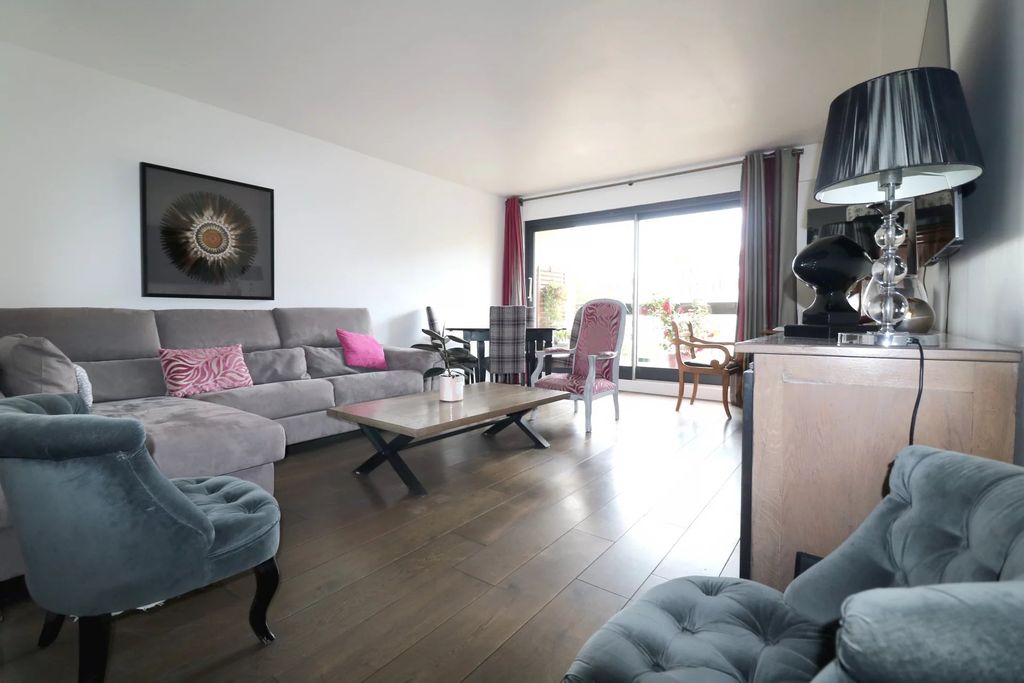 Achat appartement à vendre 4 pièces 92 m² - Versailles