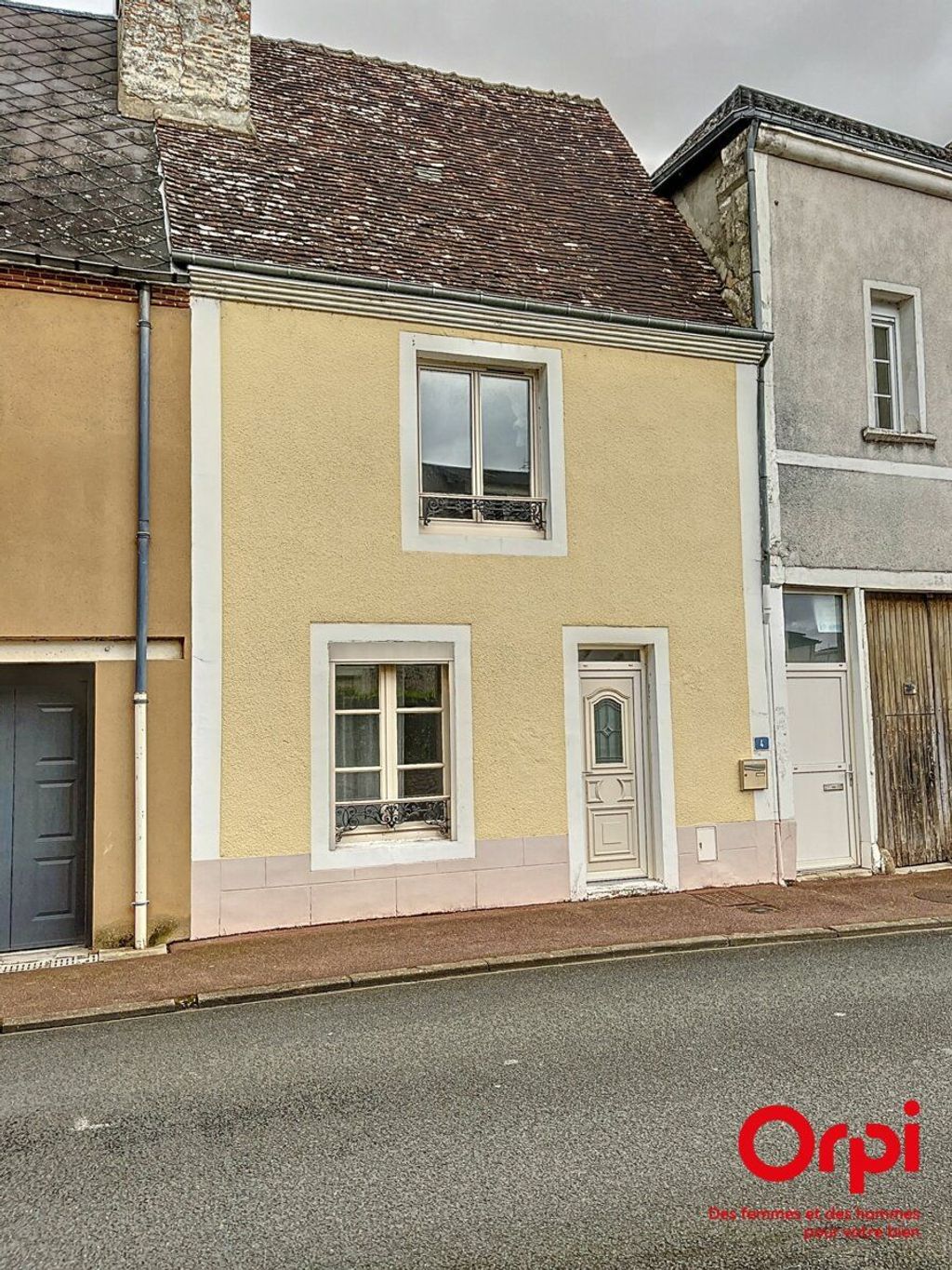 Achat maison à vendre 4 chambres 105 m² - La Ferté-Bernard